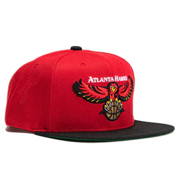 Mitchell & Ness Atlanta Hawks Core Basic Snapback Hat Adjustable Cap - Black