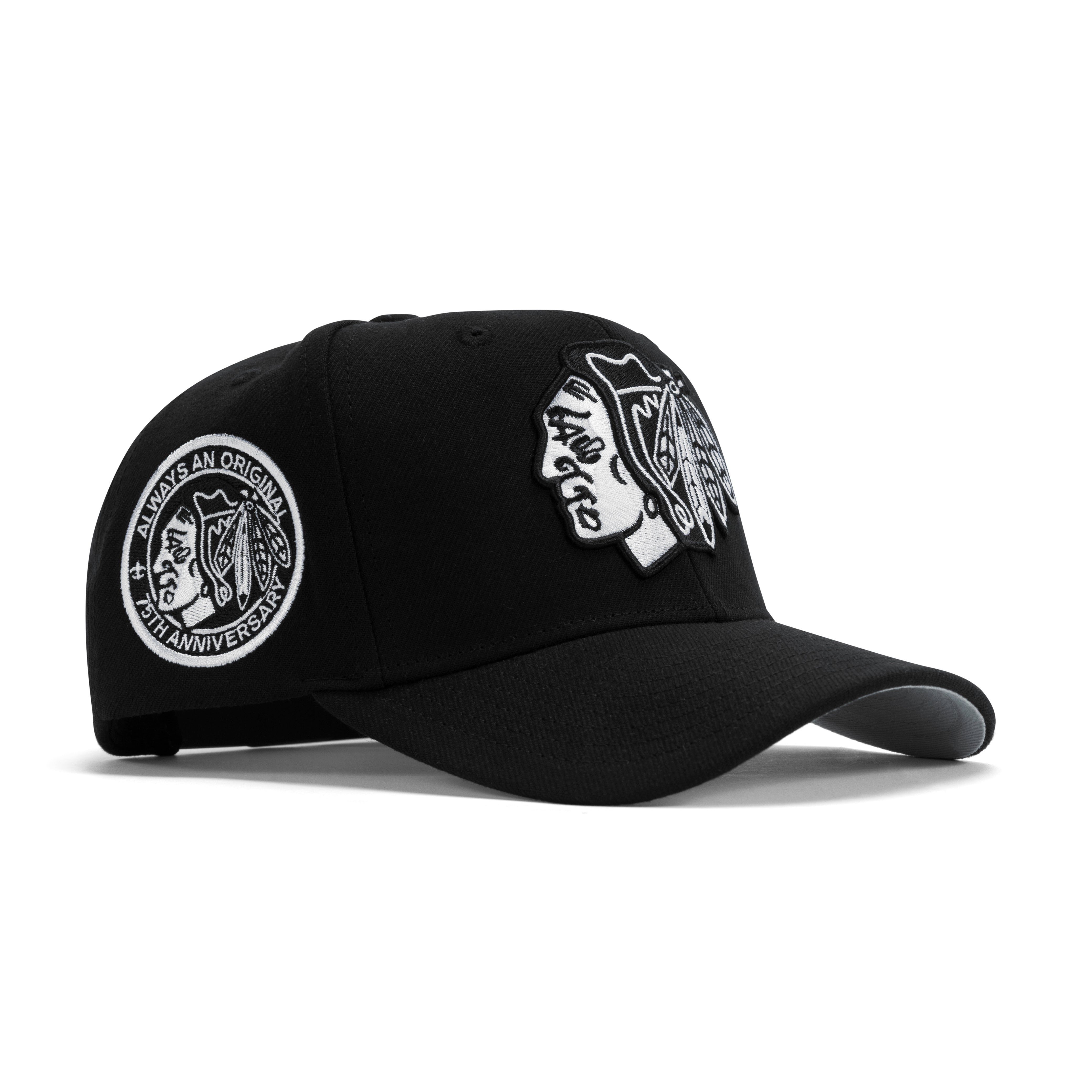 Mitchell & Ness Chicago Blackhawks Panda Pro Snapback Grey Bottom 